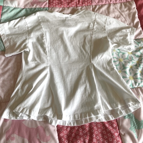 Design Lab size Small solid white cotton t-shirt with “flare” cut 🌻 - Picture 4 of 4